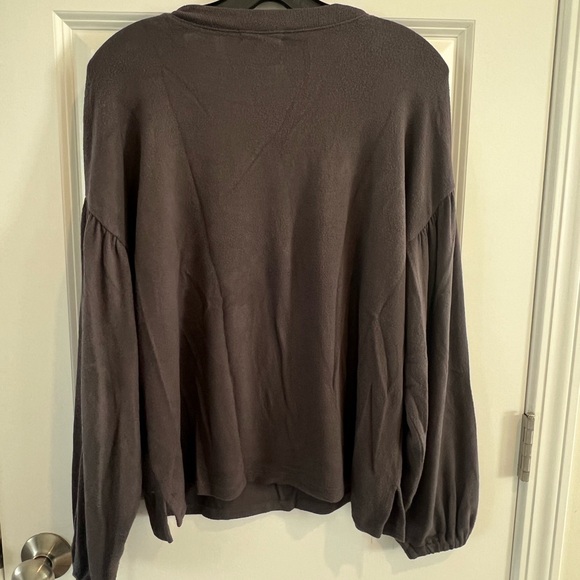 Madewell Charcoal Long Sleeve Top - Picture 4 of 4